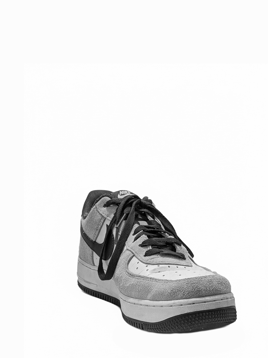 Select Sneaker